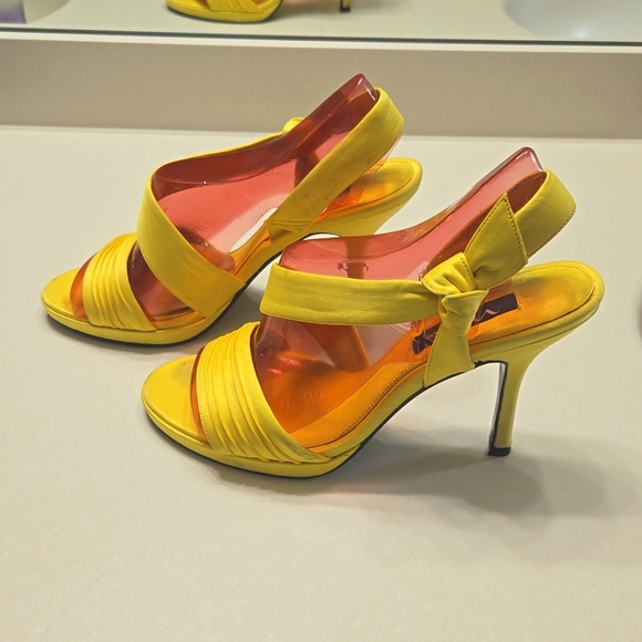 Nina yellow heels sz 8.5 - Picture 1 of 16